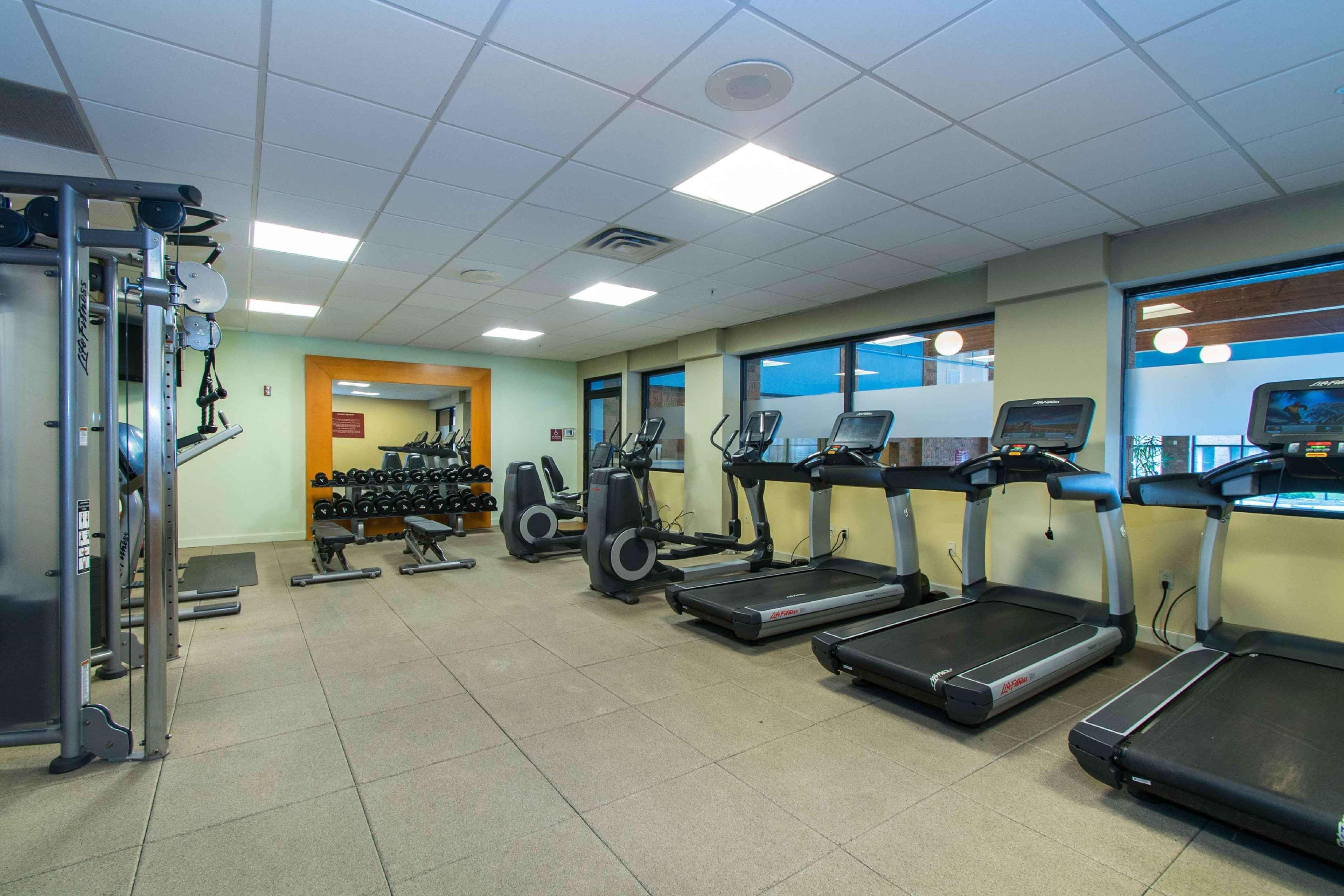 Doubletree By Hilton Cleveland East Beachwood Extérieur photo