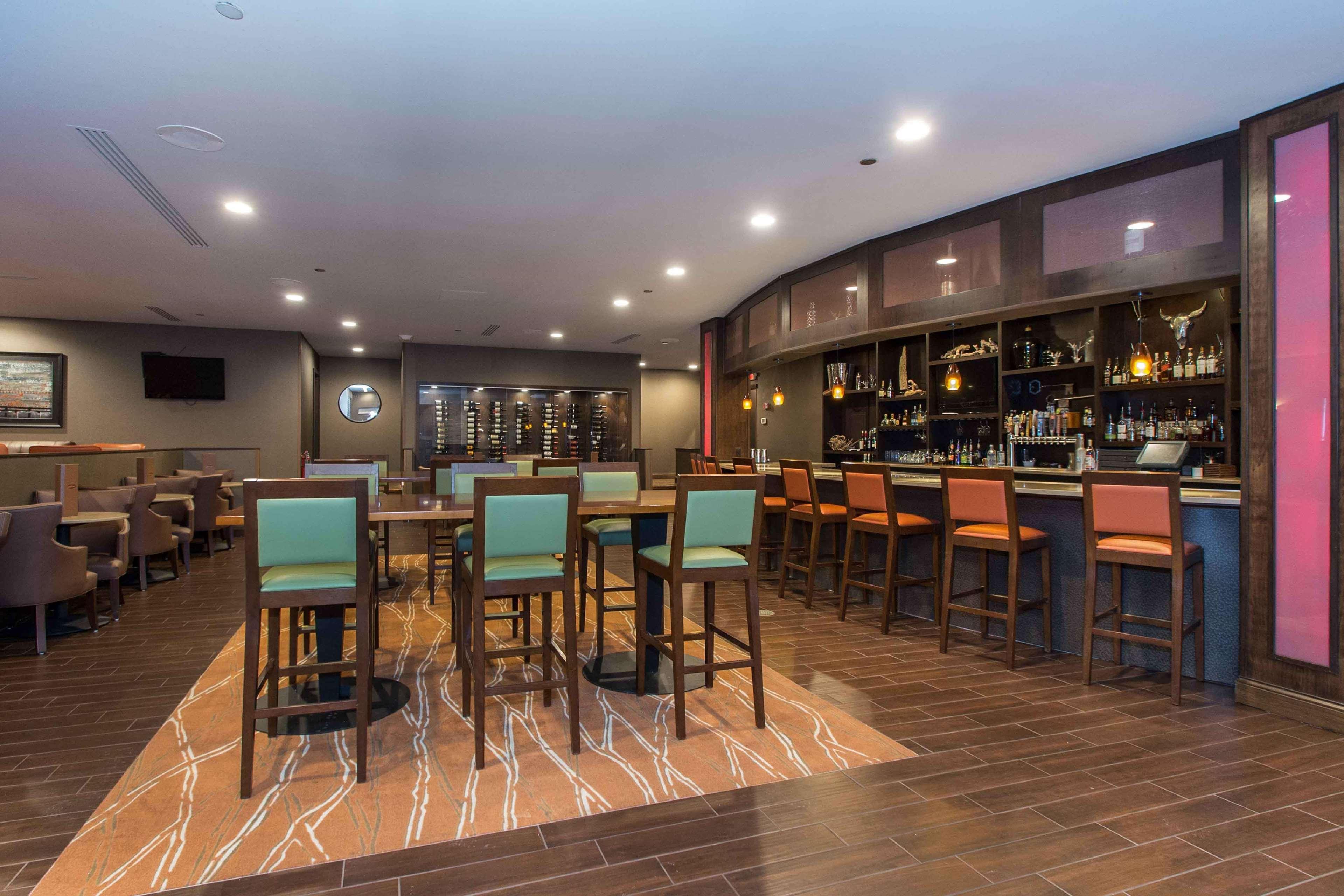 Doubletree By Hilton Cleveland East Beachwood Extérieur photo