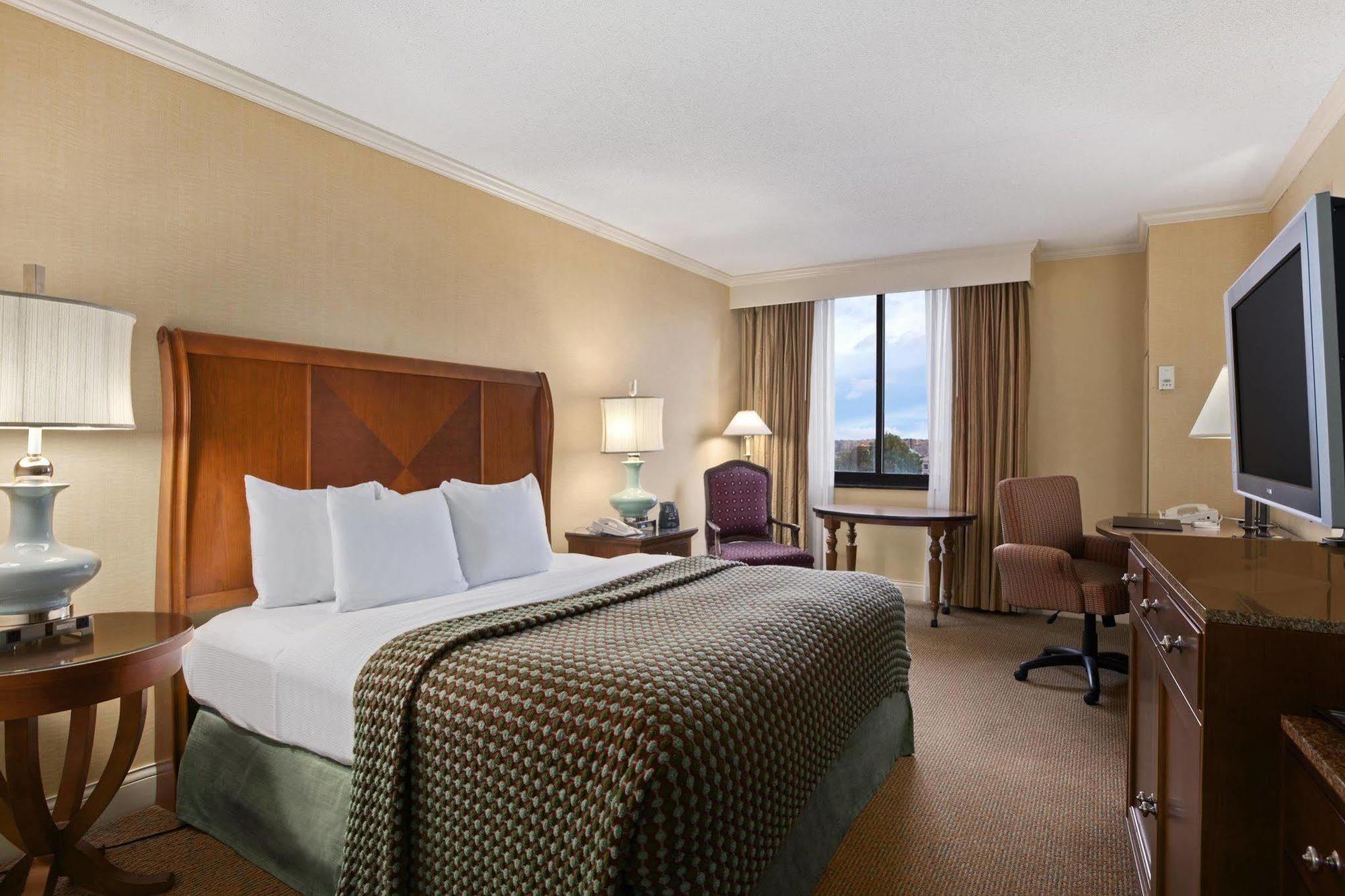 Doubletree By Hilton Cleveland East Beachwood Chambre photo