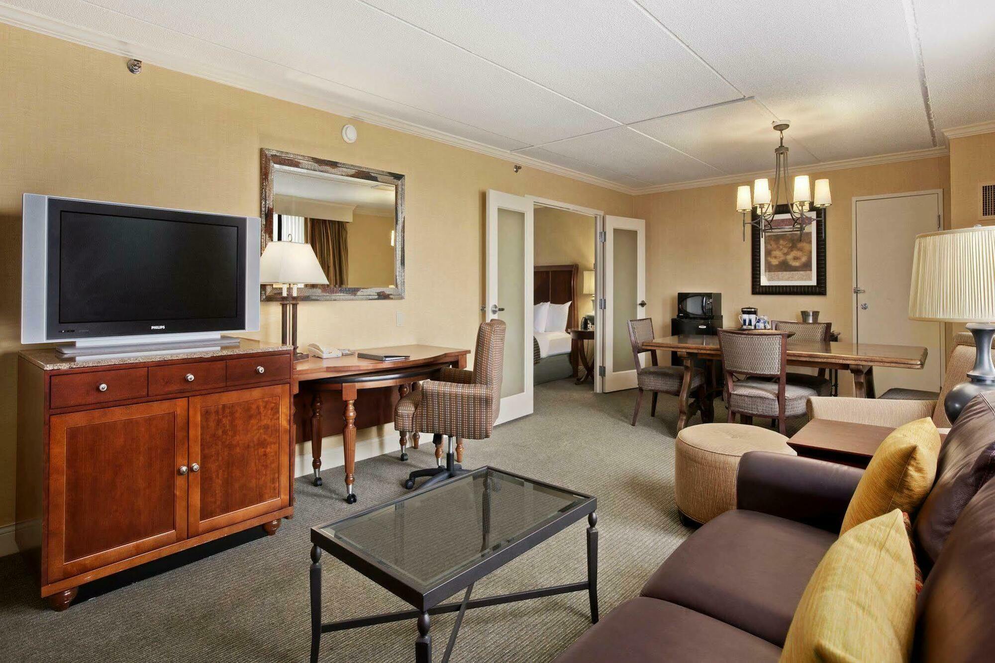 Doubletree By Hilton Cleveland East Beachwood Chambre photo